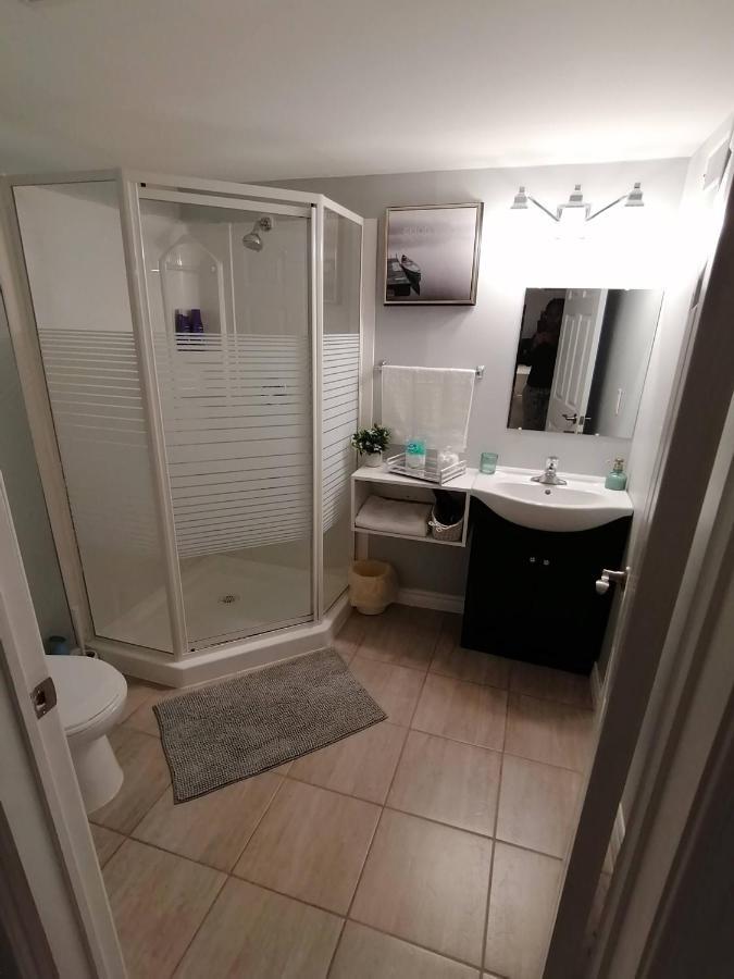 Ferienwohnung Cozy Nest Basement Unit Hamilton Exterior foto